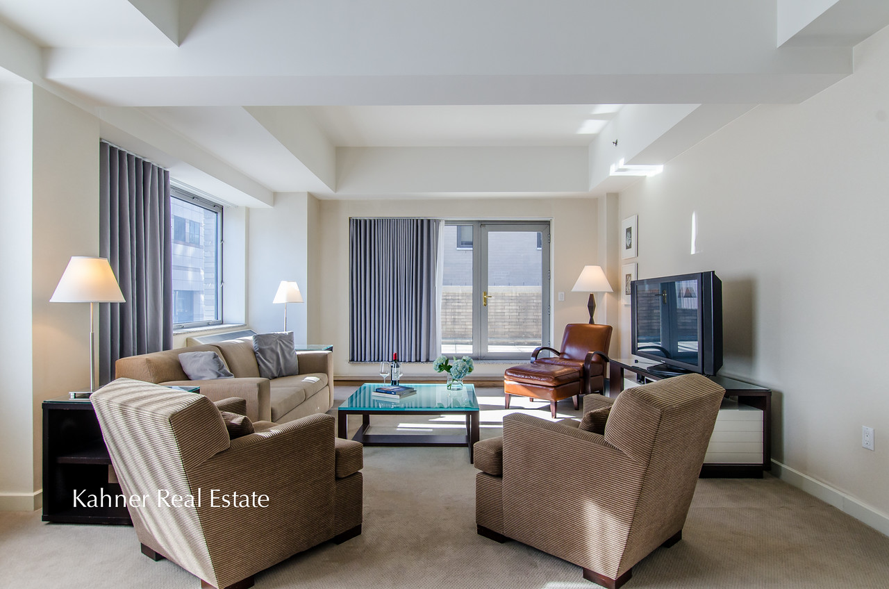 3BR 3.5BA Condominium in Phillips Club I